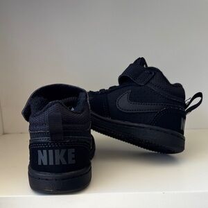 Nike Toddlers 5C Vourt Borough Black Hi-Top Velcro Sneakers
